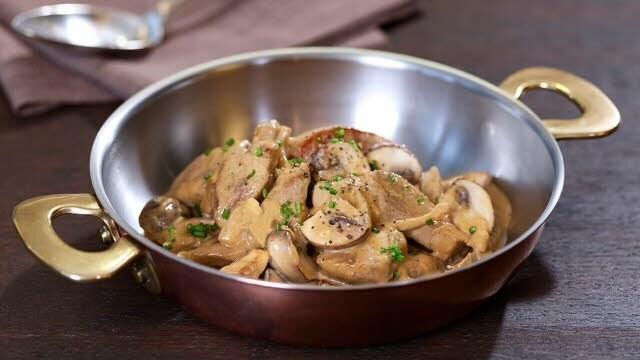 Züricher Geschnetzeltes in feiner Rahmsauce mit Champignons