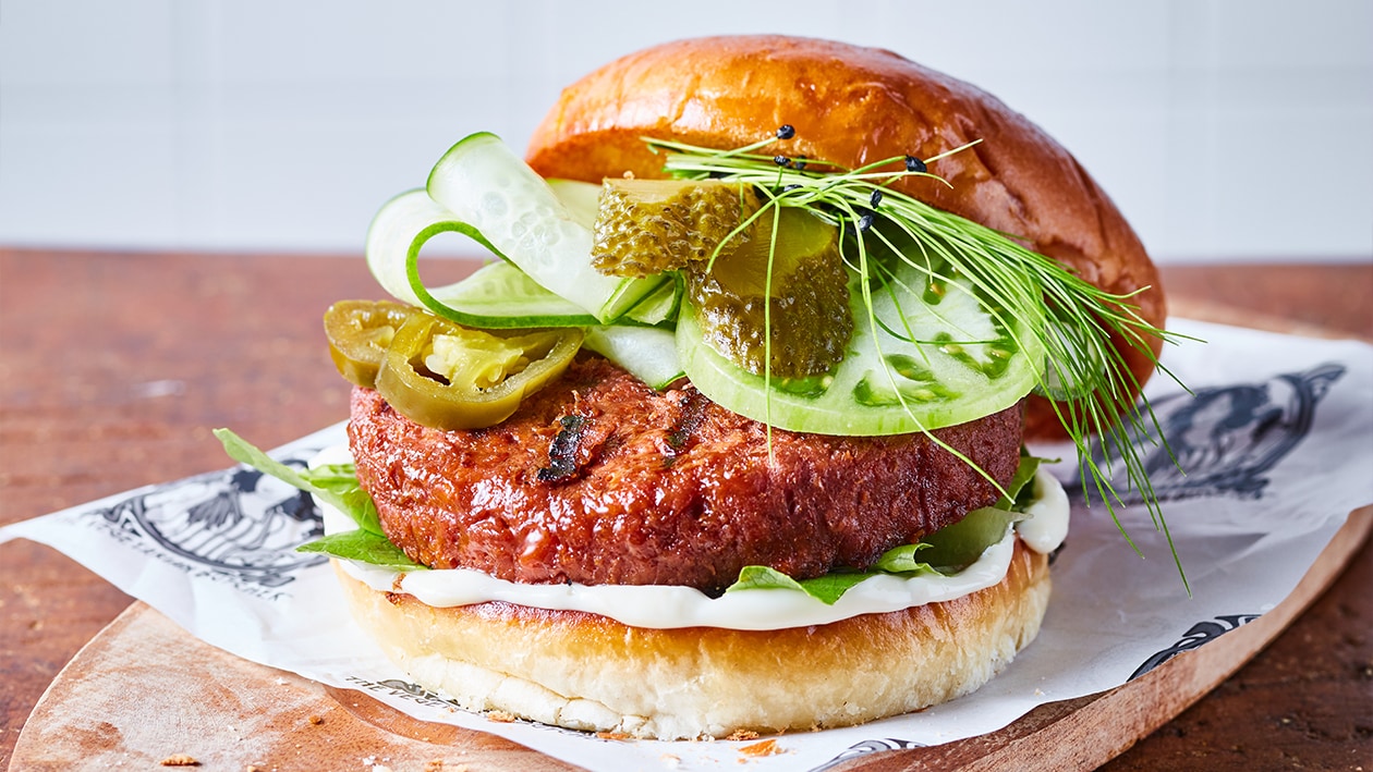 The Vegetarian Butcher grilled Premium Burger –  