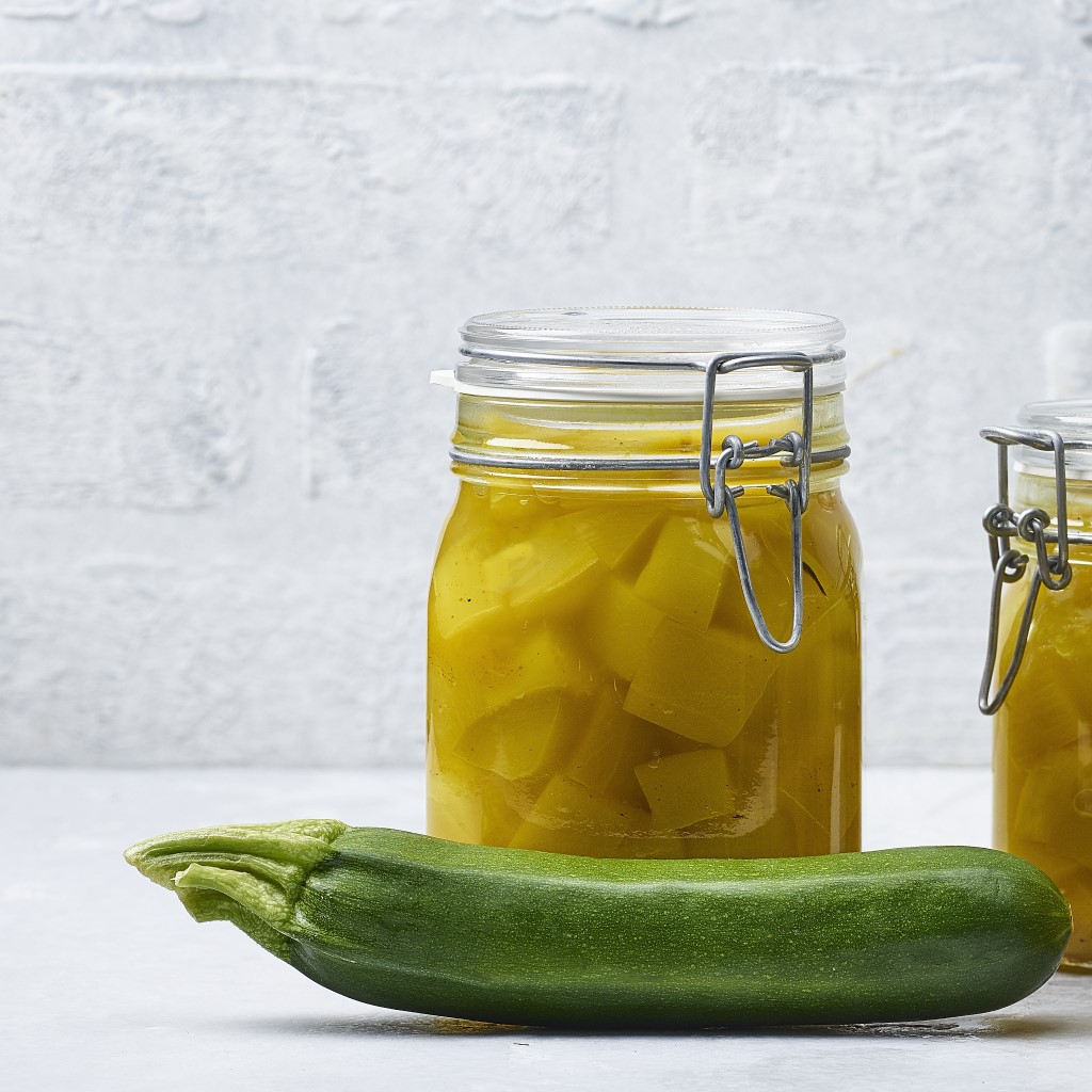Süß-saure Zucchini Süß-saure Zucchini