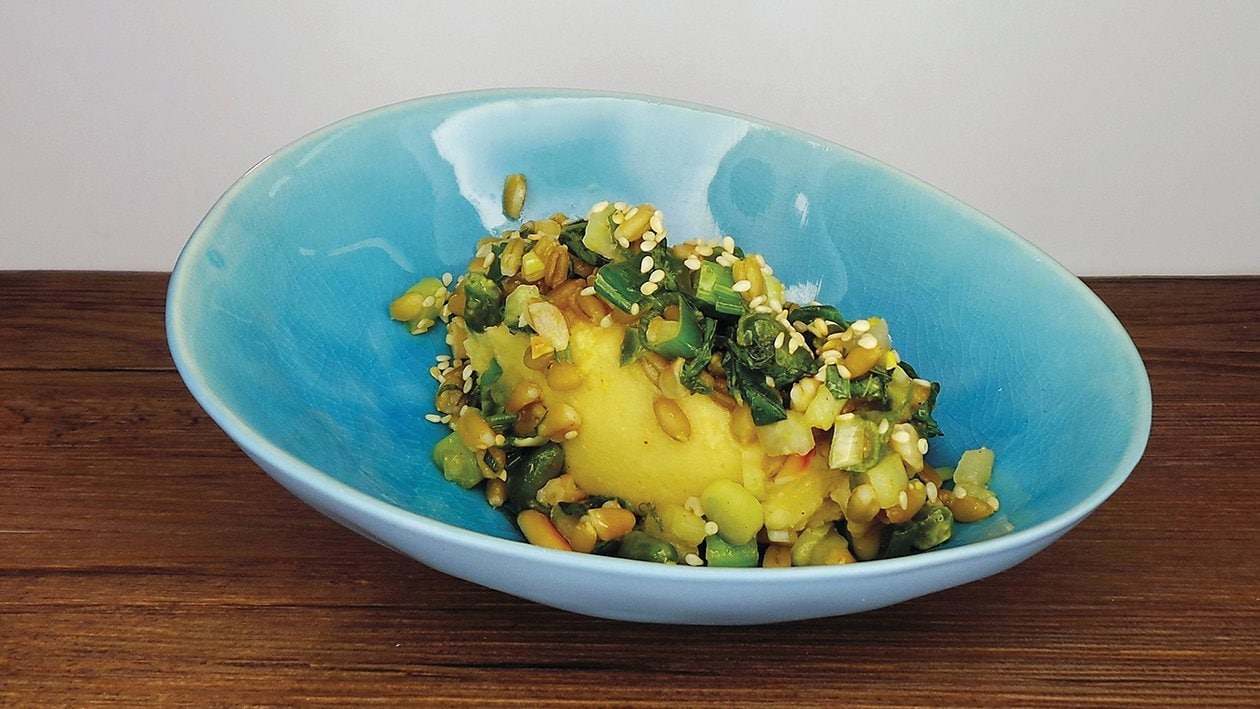 Libanesischer Mezze, Frikeh, grüner Weizen mit Pistazien