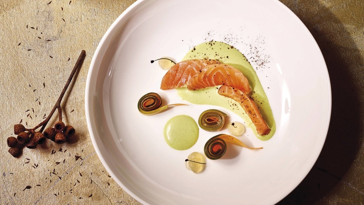 Lachs, Gurke, Karotte, Erbse, Äpfel
