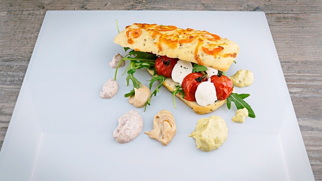 Caprese Baguette –  