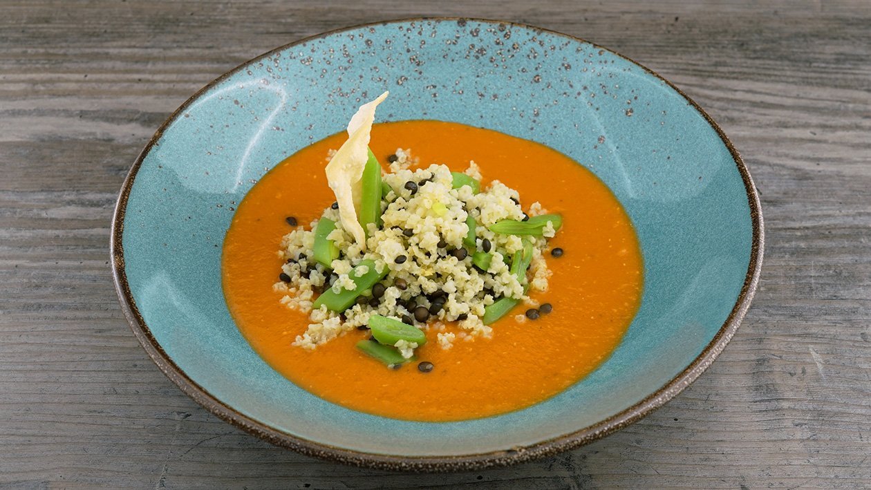 Hirse und Bohnen auf roter Linsensauce, vegan &amp; aromatisch!