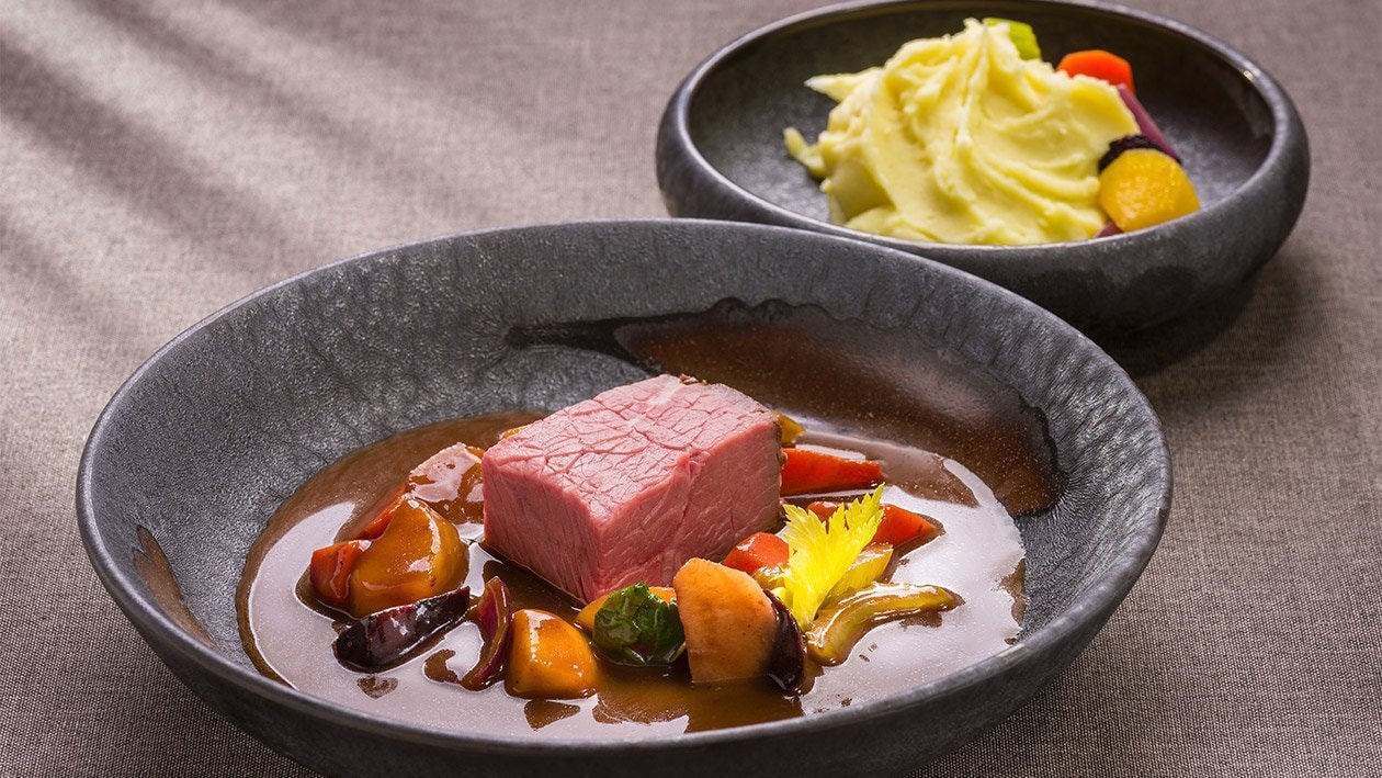 Tafelspitz mit Schmorgemüse und Püree
