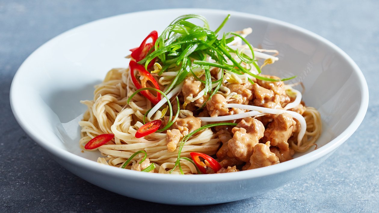 Laksa mit gehacktem Hühnchenfleisch –  