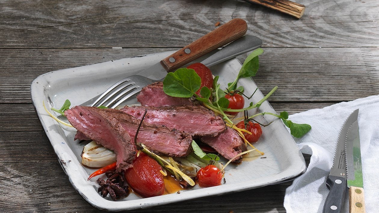 Flank Steak mit würziger Tomate und Fenchel –  