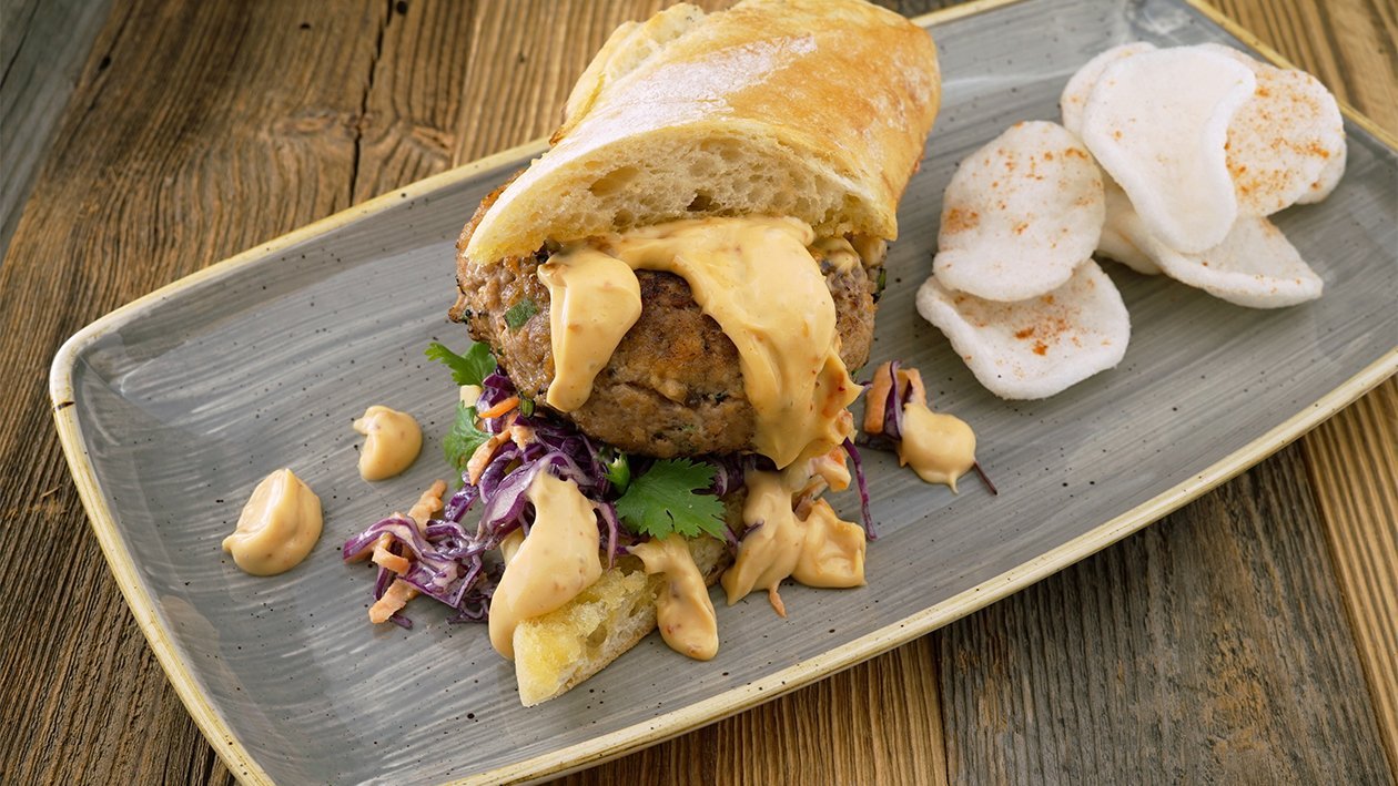 Thai Pork Burger mit rotem Coleslaw –  