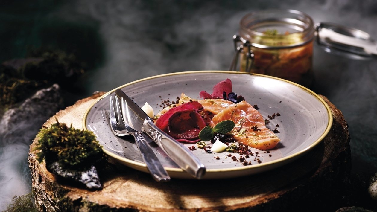 Silberlachs, Fenchel, Dill, Zitrone, Rote Rübe
