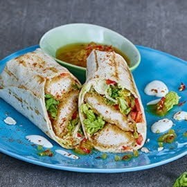 Crispy No Chicken Wrap mit Ananas Salsa Crispy No Chicken Wrap mit Ananas Salsa
