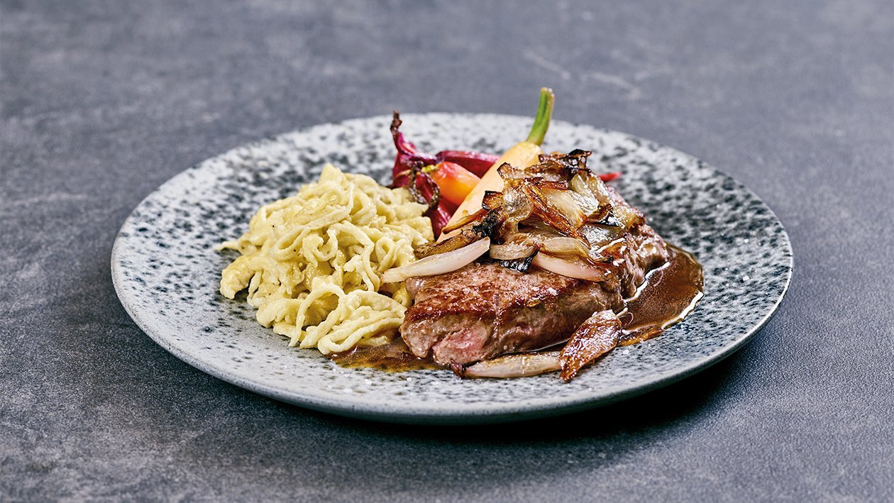 Zwiebelroastbraten/Spätzle/Karotten –  