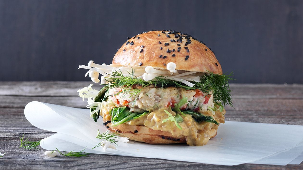 Ein Hamburger mit geräuchertem Heilbutt und Kabeljau.