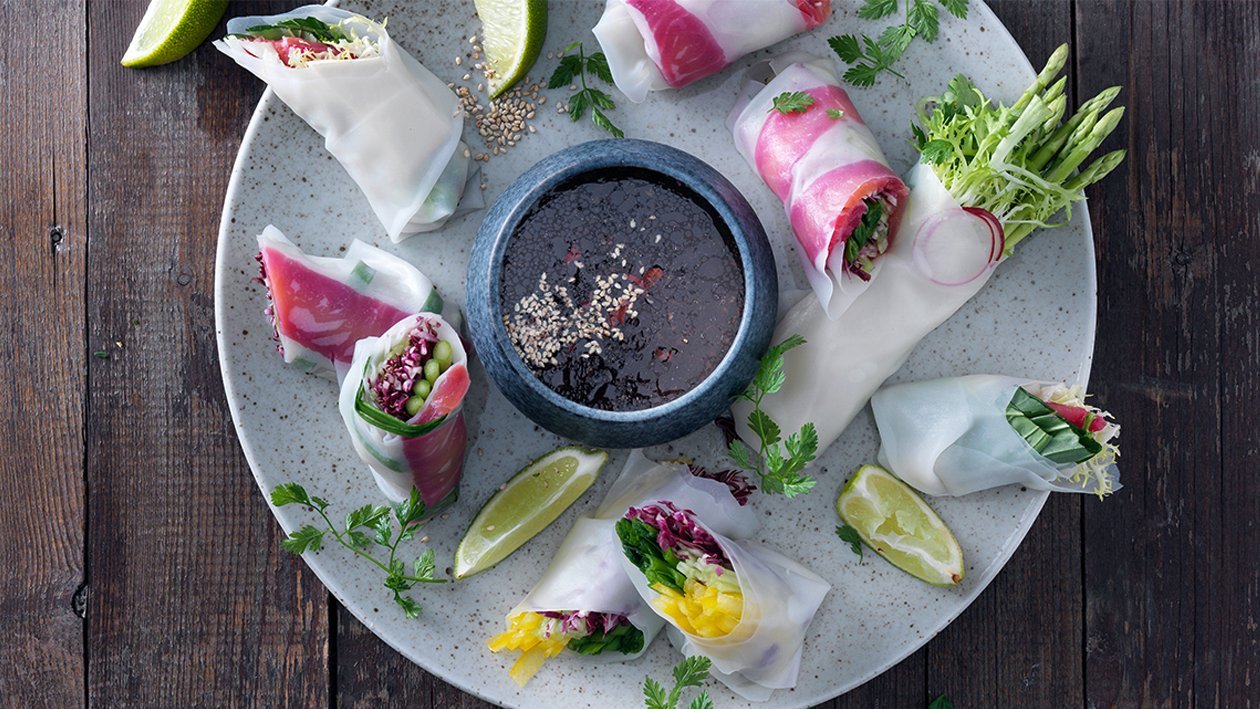Sommerrollen mit Kurkuma und Zitronengras-Tofu – Sommerrollen mit Kurkuma und Zitronengras-Tofu –