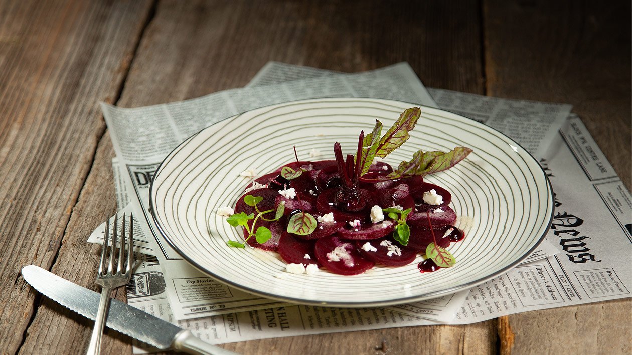 Rote Rüben Carpaccio mit Fetakäse