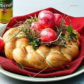 Osterkranz mit Ostereier Osterkranz mit Ostereier