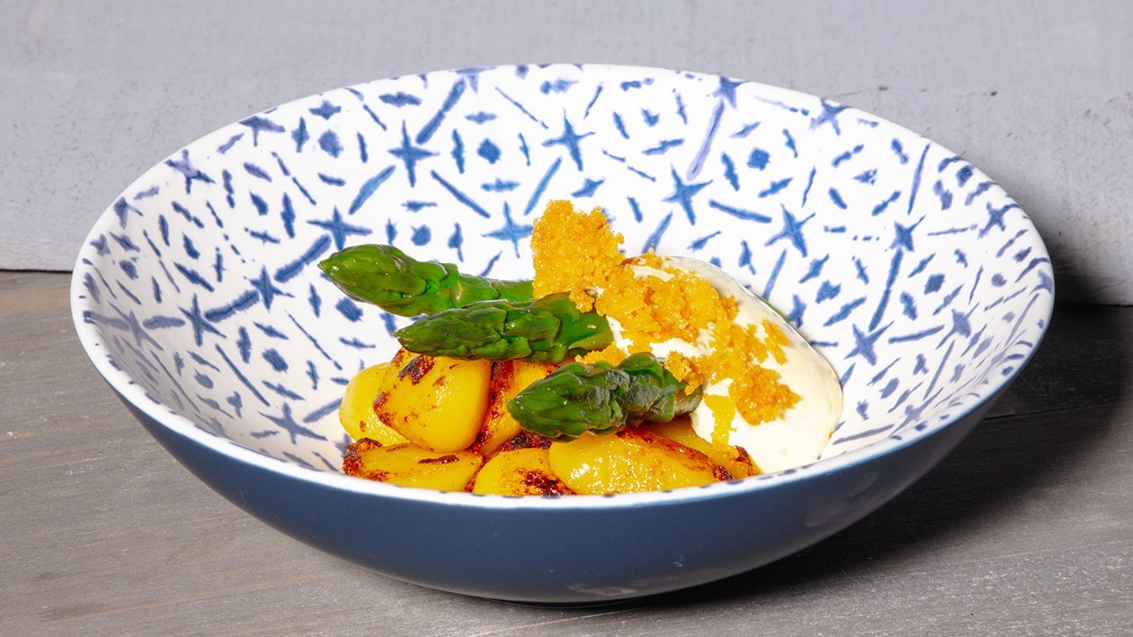 Gebratener Spargel mit Kartoffeln und Paprika Schmelz Gebratener Spargel mit Kartoffeln und Paprika Schmelz