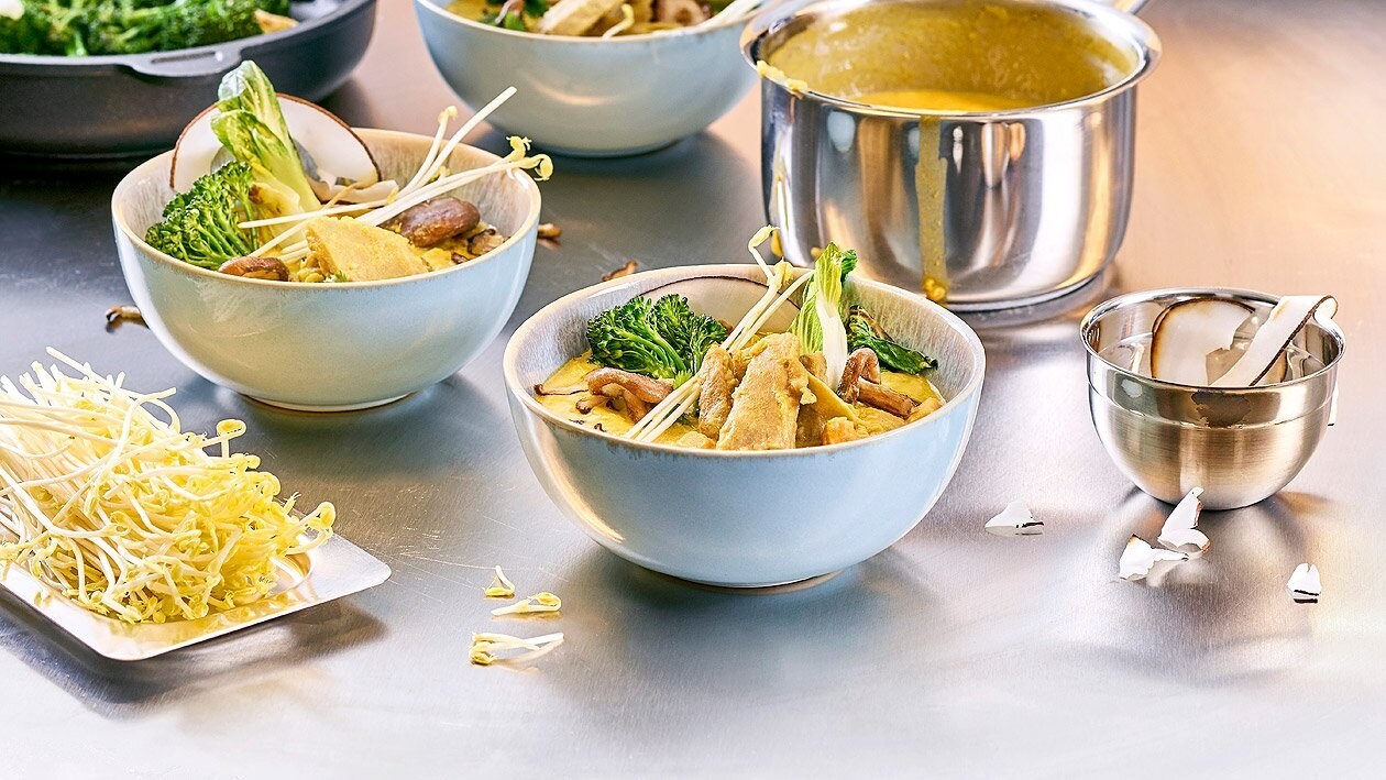 Cocos-Curry mit NoChicken Chunks Cocos-Curry mit NoChicken Chunks