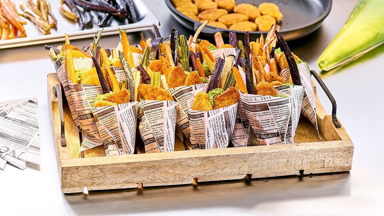 No Chicken Nuggets mit Erbsenpüree und gebackenem Wurzelgemüse – No Chicken Nuggets mit Erbsenpüree und gebackenem Wurzelgemüse –