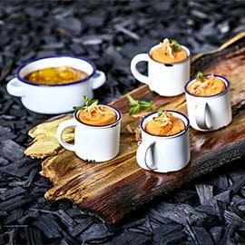 Karotten-Kardamom-Soufflé mit Mandarinenragout Karotten-Kardamom-Soufflé mit Mandarinenragout