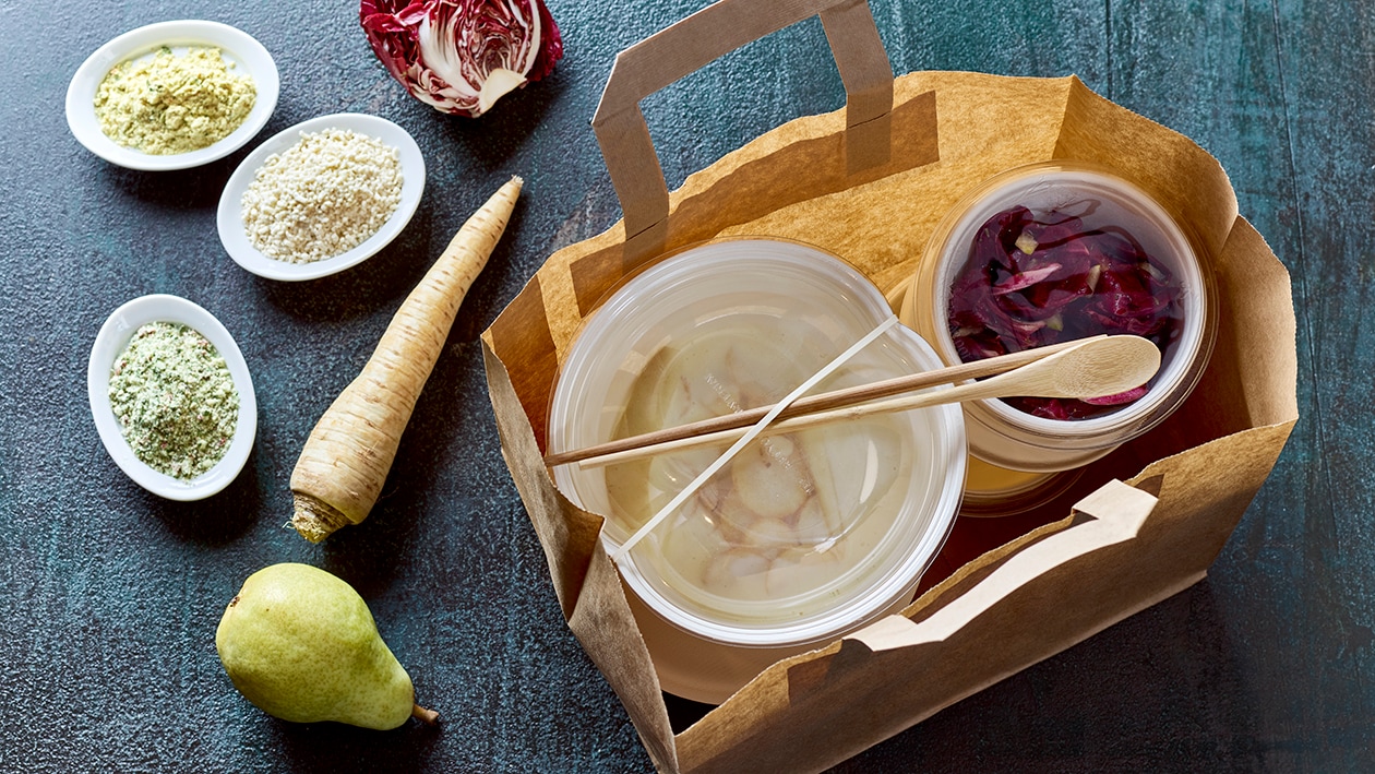 Petersilienwurzel Eintopf mit Radicchio Salat in Birnendressing –  