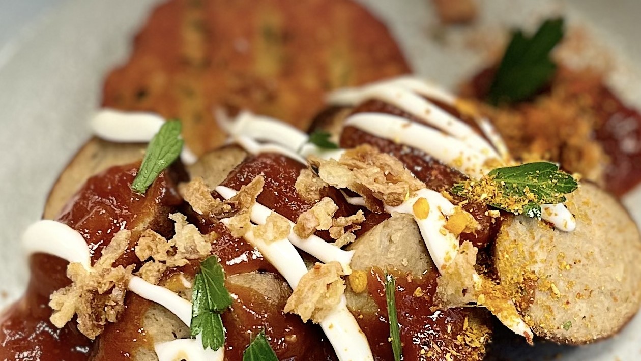 Curry Wurst mit Trüffel Taller