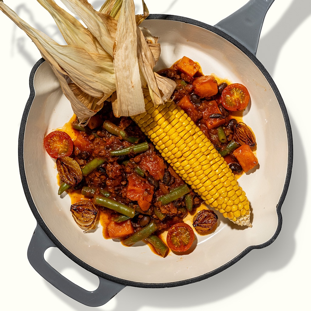 Mexikanischer Bohnentopf mit BBQ Maiskolben Mexikanischer Bohnentopf mit BBQ Maiskolben