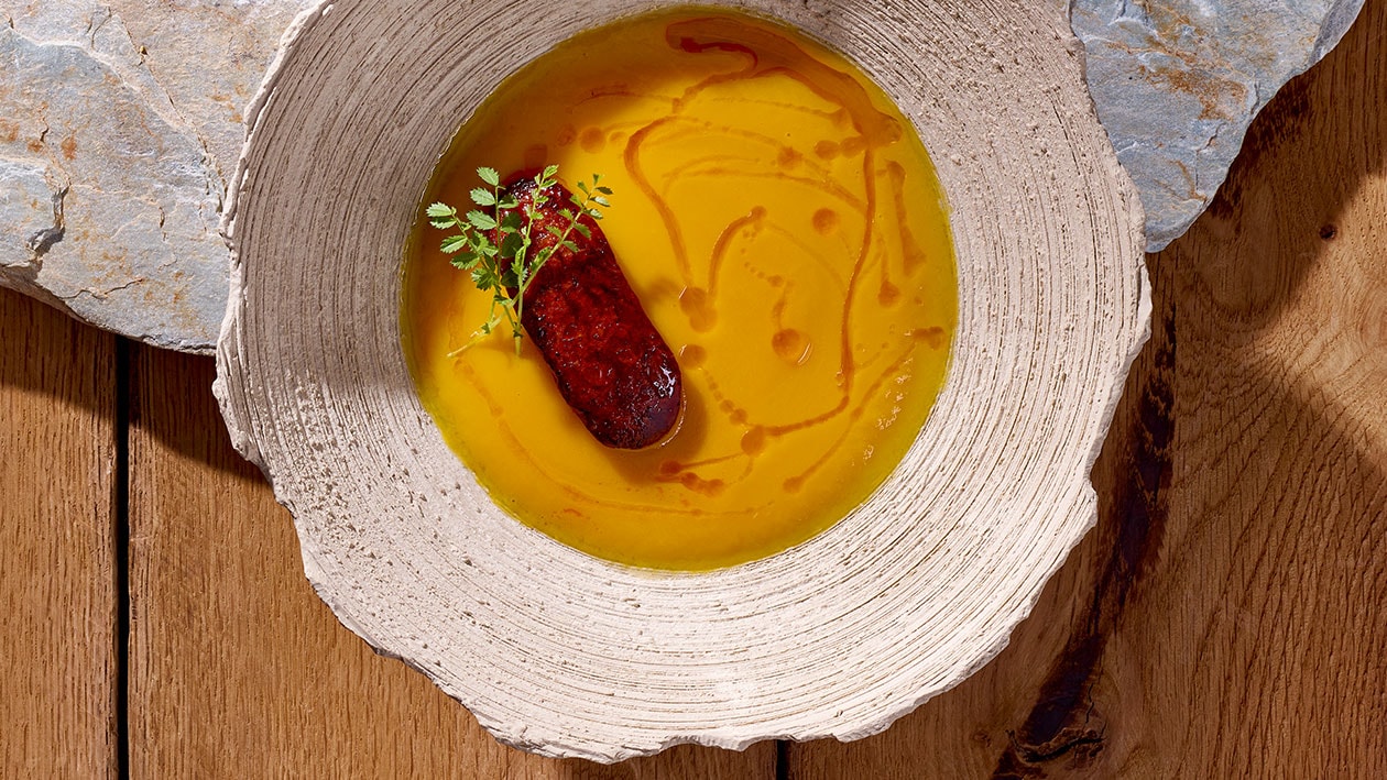 Cremige Möhre mit Zitronengras und gebratener Chorizo –  