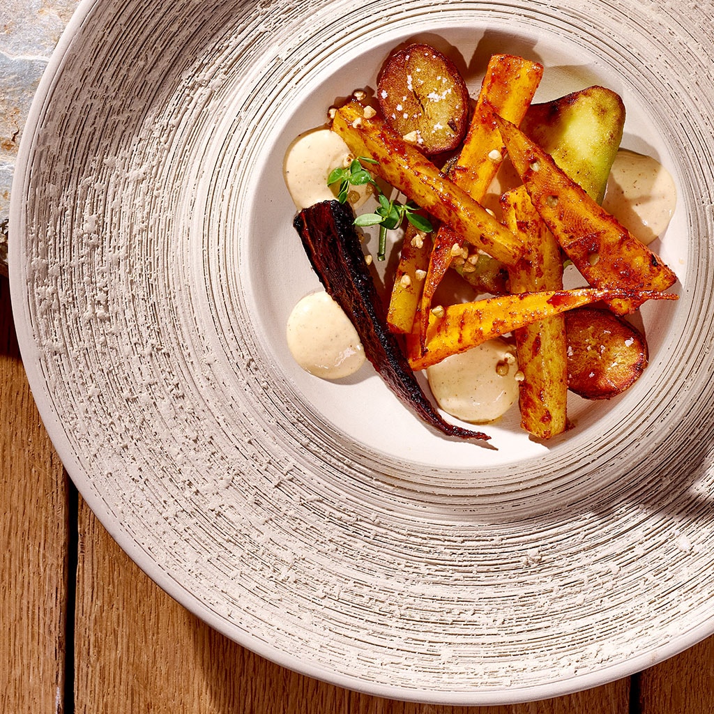 Gegart Ofenmöhren, BBQ-Bearnaise, Avocado-Kartoffeln