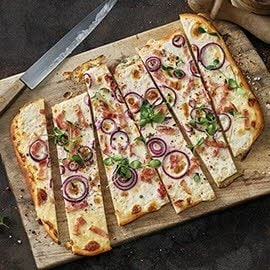 Pizza Flammkuchen Style Pizza Flammkuchen Style