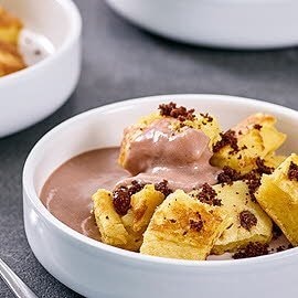 Kaiserschmarn mit Lebkuchensauce