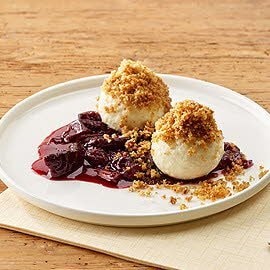 Zwetschgen-Quarkknödel Pflaumenkompott und Brösel