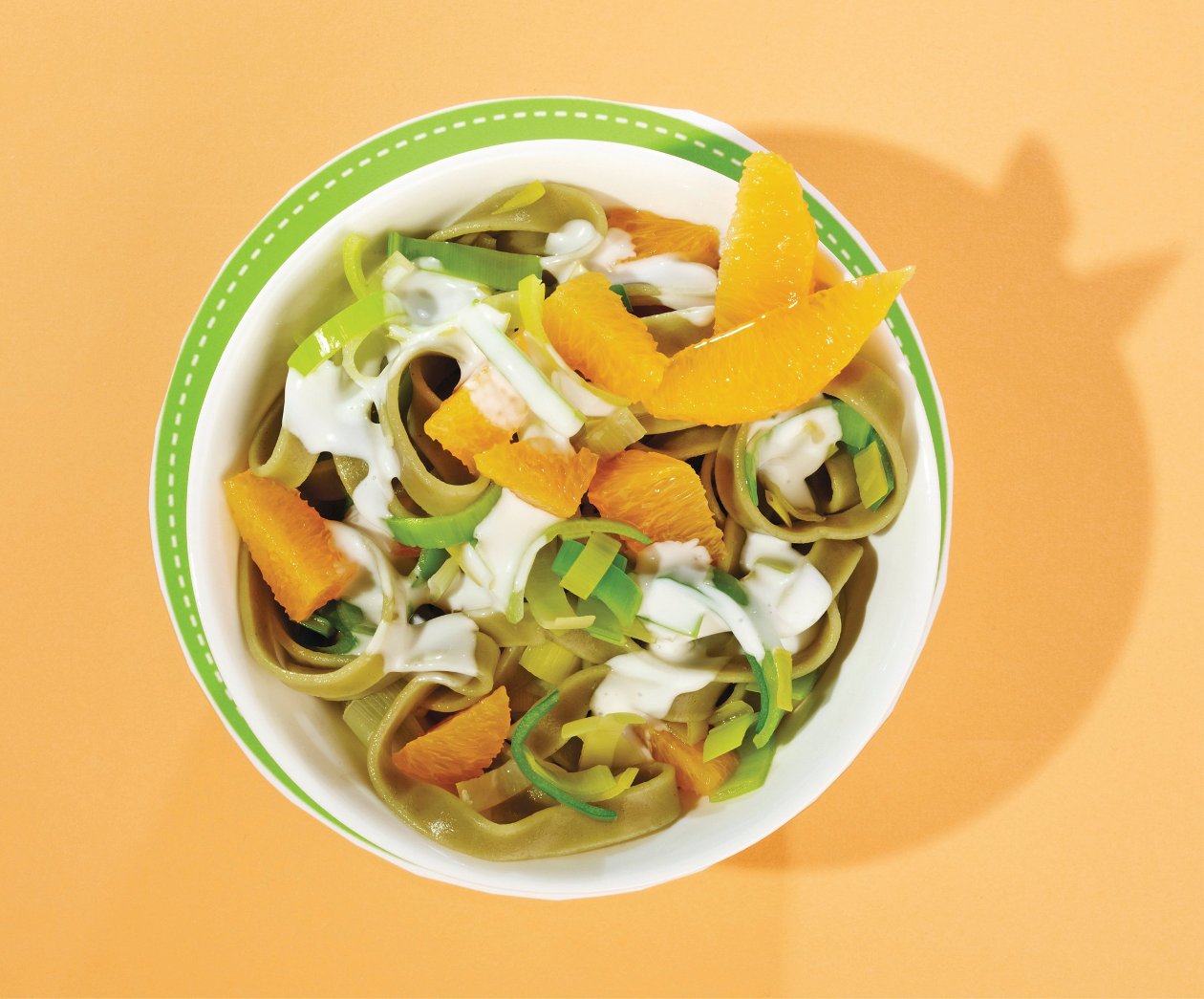 Nudel-Lauch-Salat mit Kresse