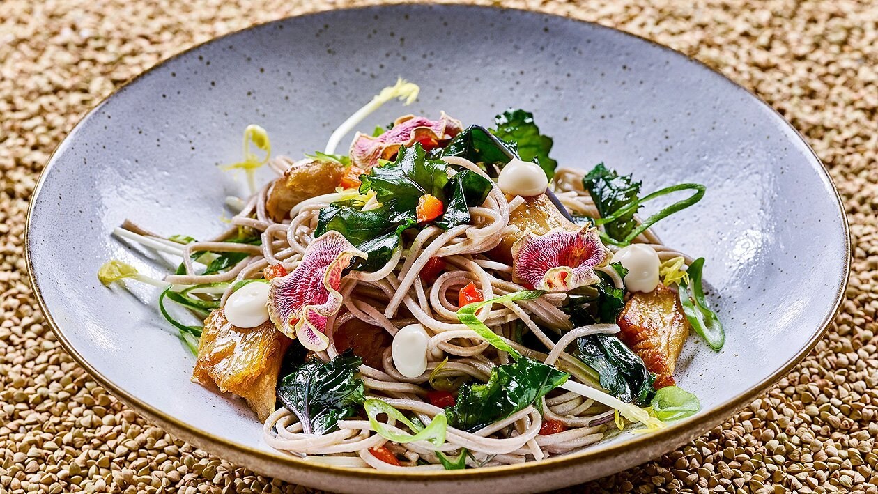 Buchweizen- Nudelsalat mit Limonen Sauce – Buchweizen- Nudelsalat mit Limonen Sauce –