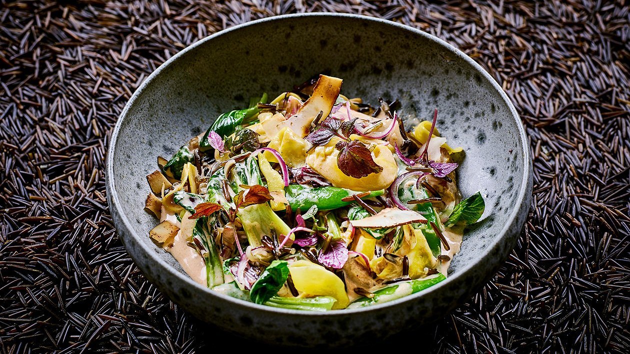 Thai Red Curry mit Jackfruit, Pak Choi und Wildreis –  