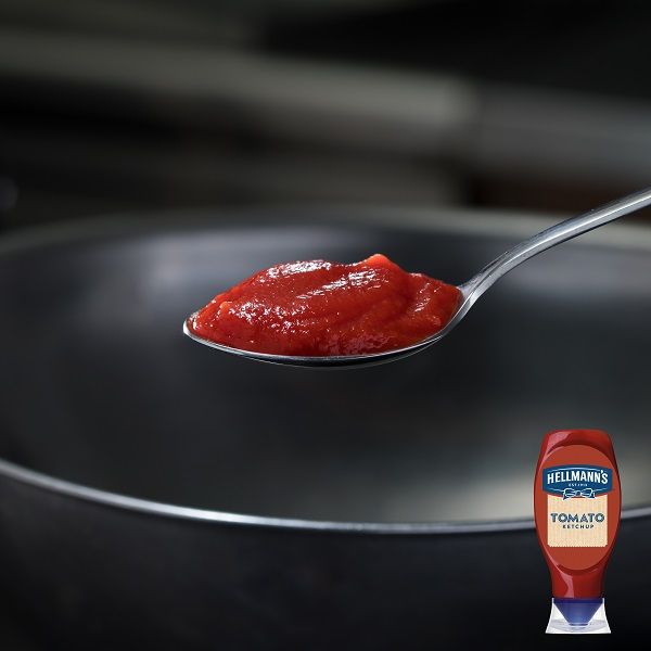 Hellmann's Tomato Ketchup 430 ml - HELLMANN’S Tomato Ketchup – hergestellt aus nachhaltig
angebauten Tomaten.