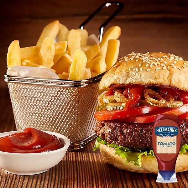 Hellmann's Tomato Ketchup 430 ml - HELLMANN’S Tomato Ketchup – hergestellt aus nachhaltig
angebauten Tomaten.