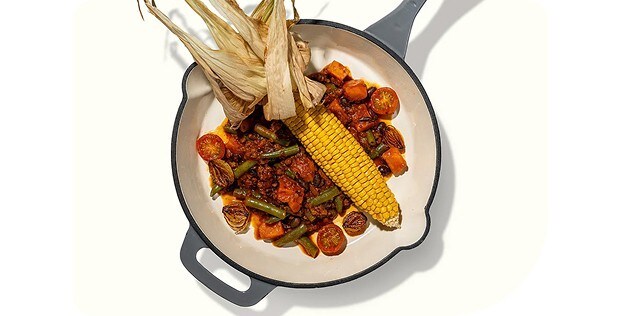 Mexikanischer Bohnentopf mit BBQ-Maiskolben